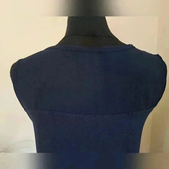❤️ Joe Fresh Sleeveless Top Navy Blue Lace  Trim Size Medium Sleeveless - Picture 5 of 8